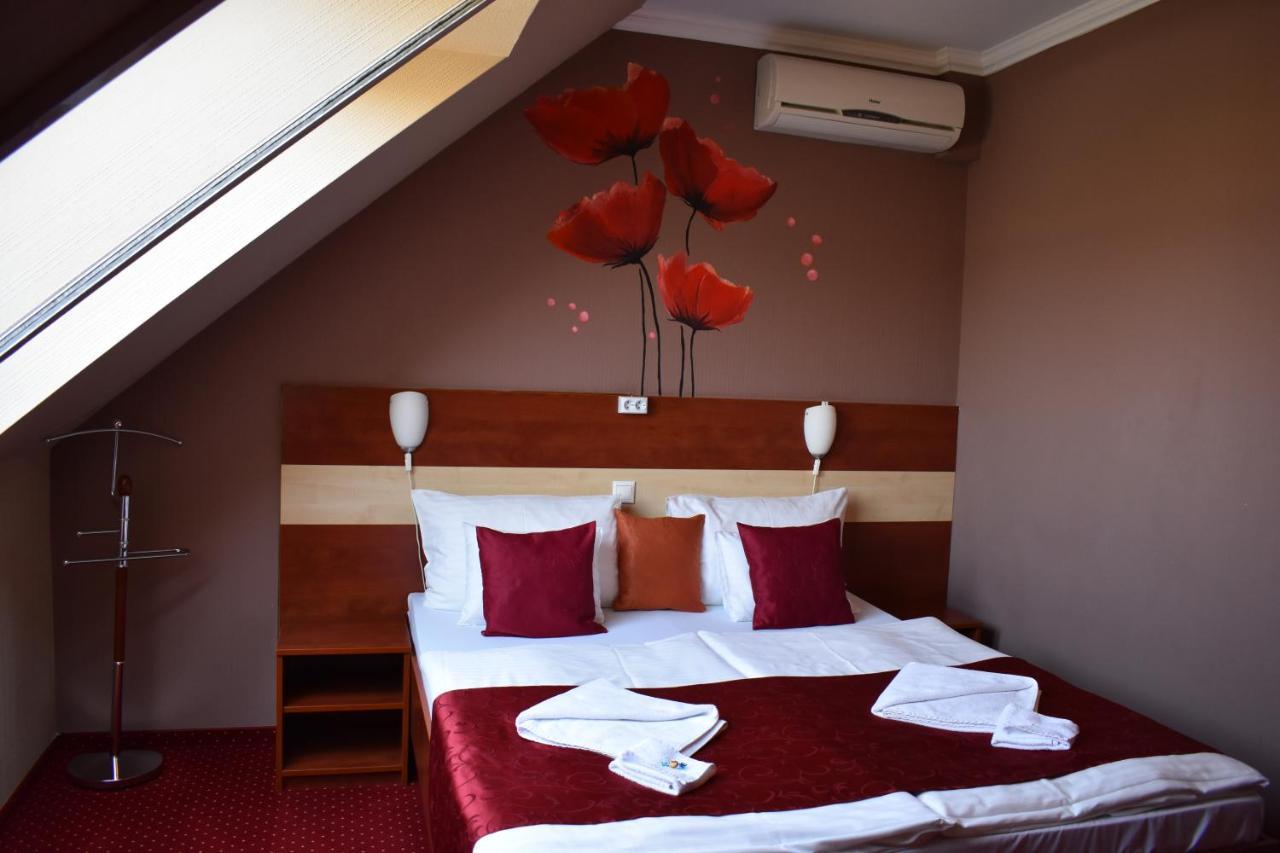 Libra Hotel Veresegyház المظهر الخارجي الصورة