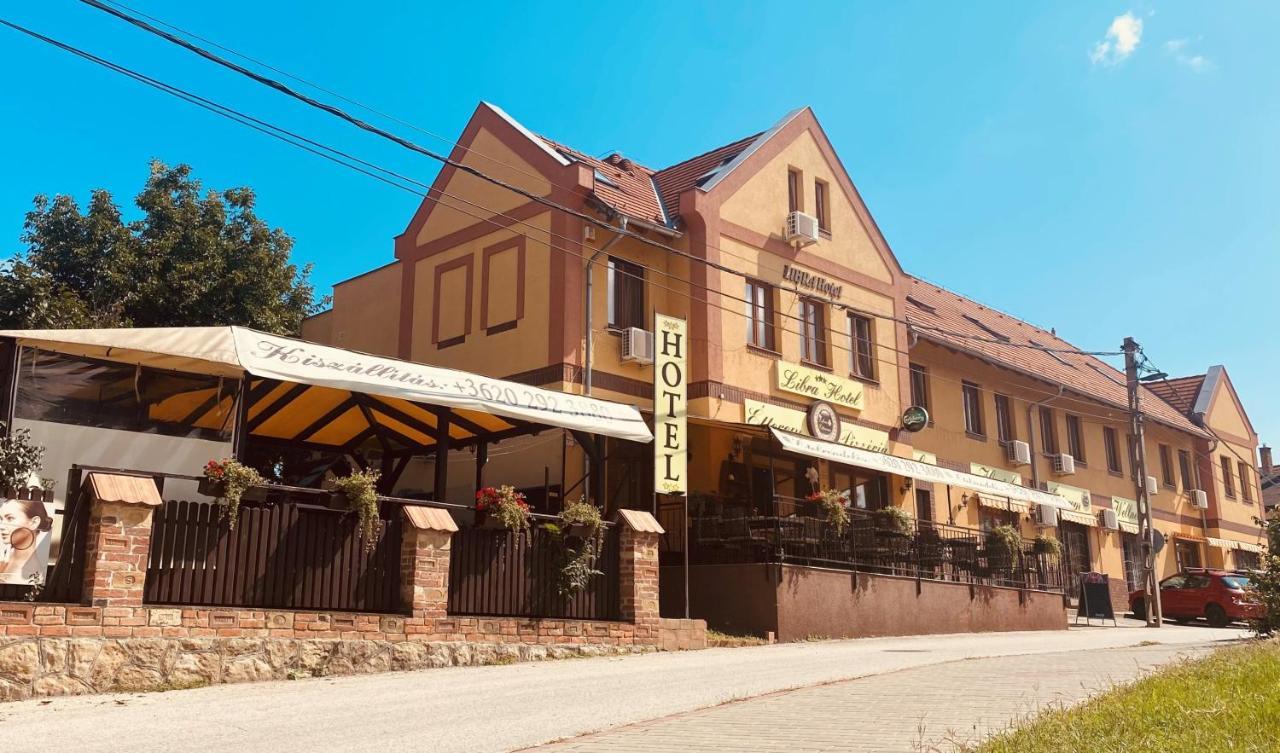 Libra Hotel Veresegyház المظهر الخارجي الصورة