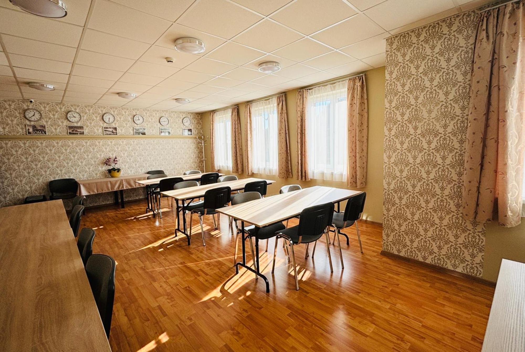 Libra Hotel Veresegyház المظهر الخارجي الصورة