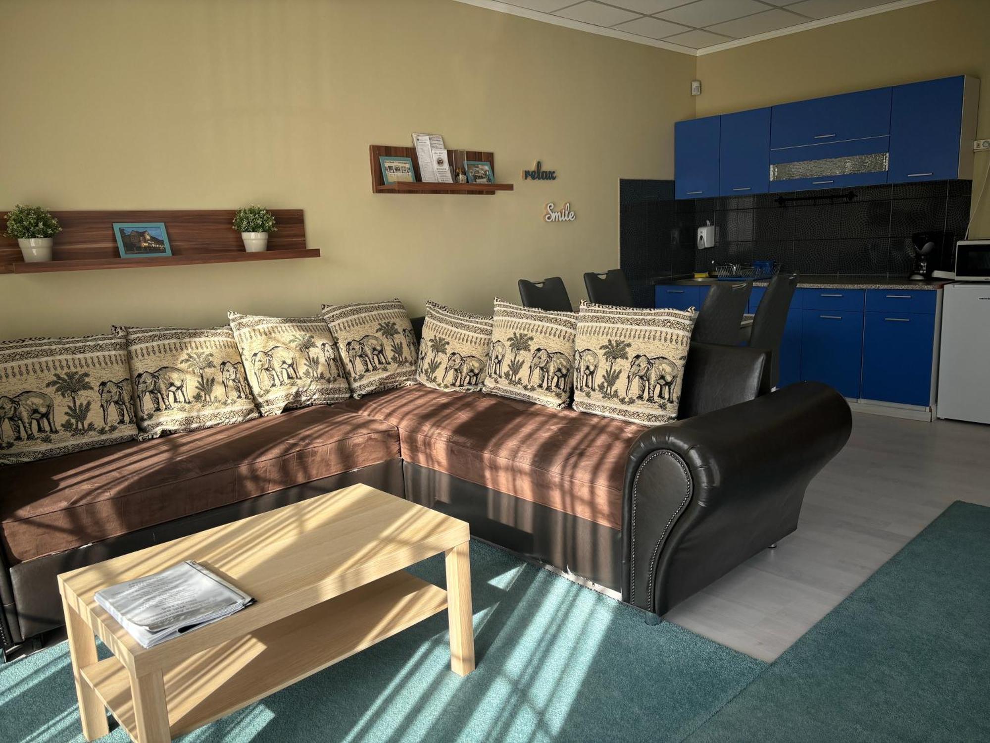 Libra Hotel Veresegyház المظهر الخارجي الصورة